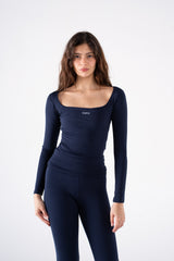 ULTRA WIDE SHOULDER LONG SLEEVE