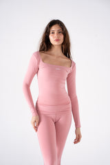 ULTRA WIDE SHOULDER LONG SLEEVE