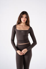 ULTRA WIDE SHOULDER LONG SLEEVE