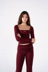 ULTRA WIDE SHOULDER LONG SLEEVE