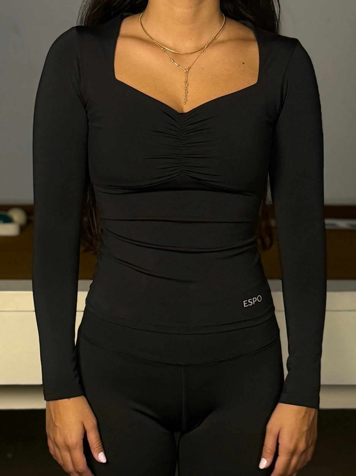 RUSHED LONG SLEEVE TOP