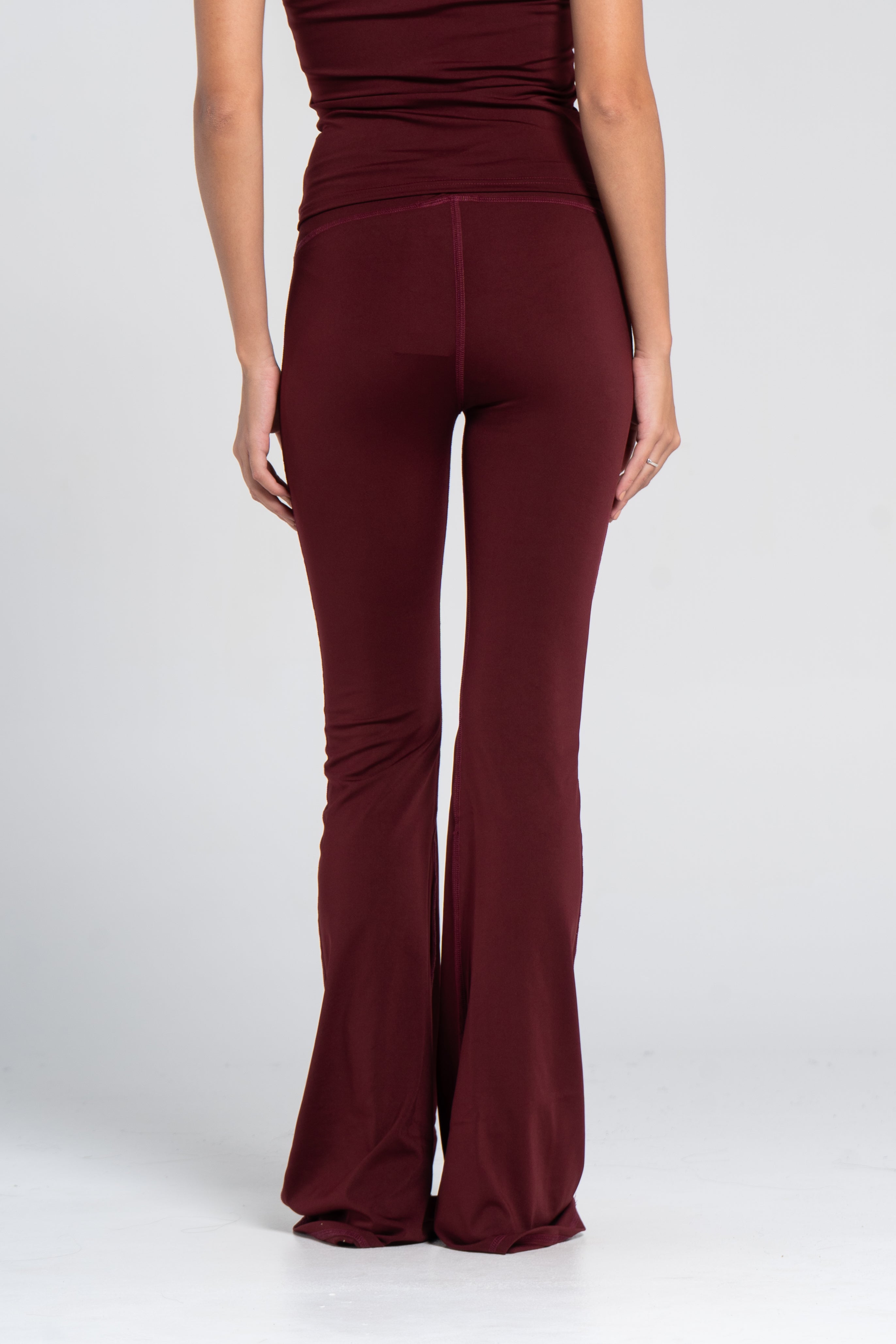 RUCHED YOGA PANTS