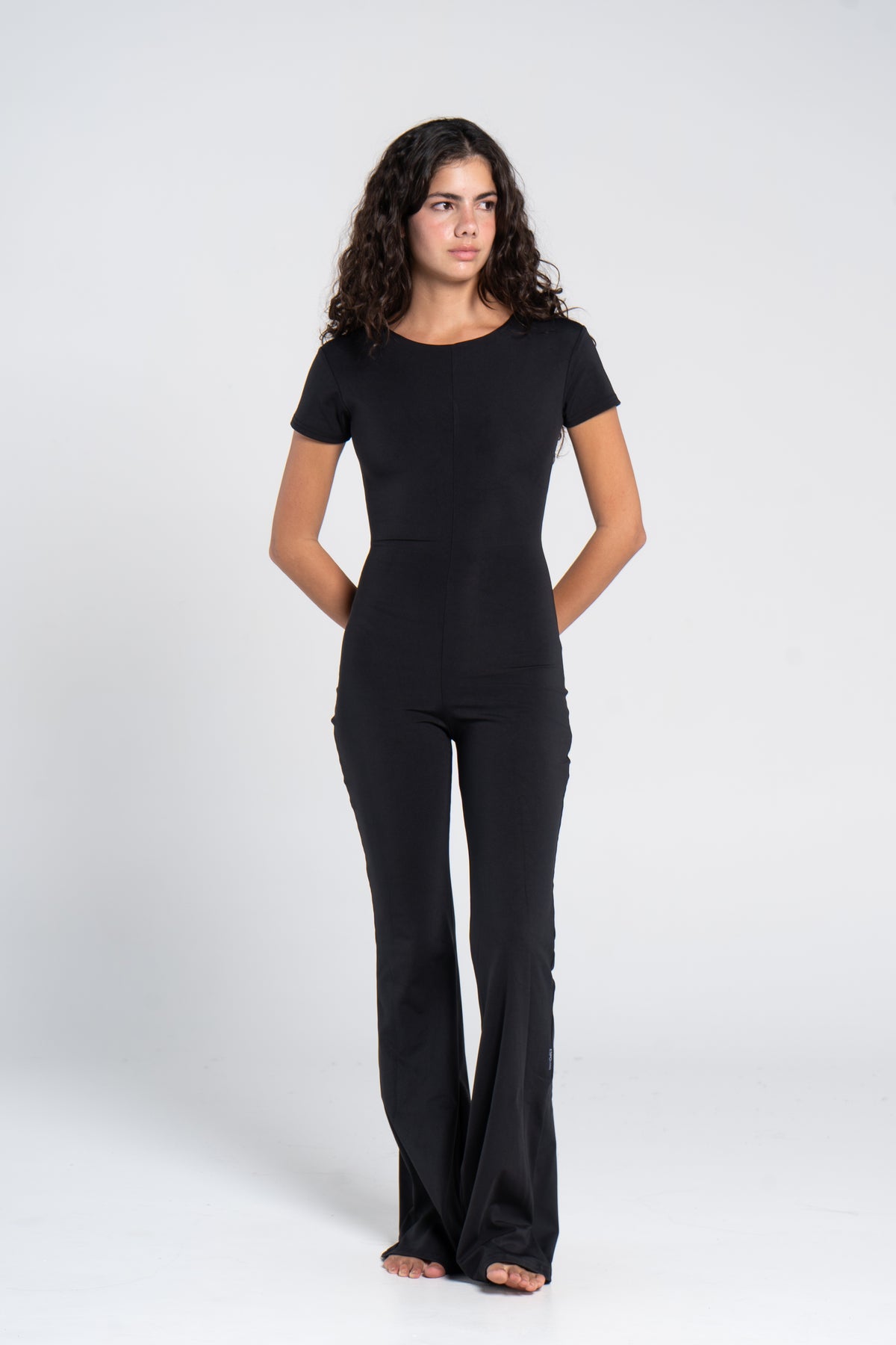ROUND NECK SHORT SLEEVE FLARED JUMPSUIT