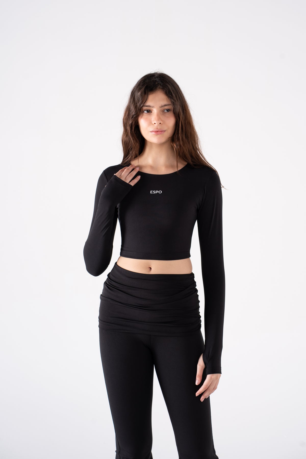 CROPPED ROUND NECK LONG SLEEVE