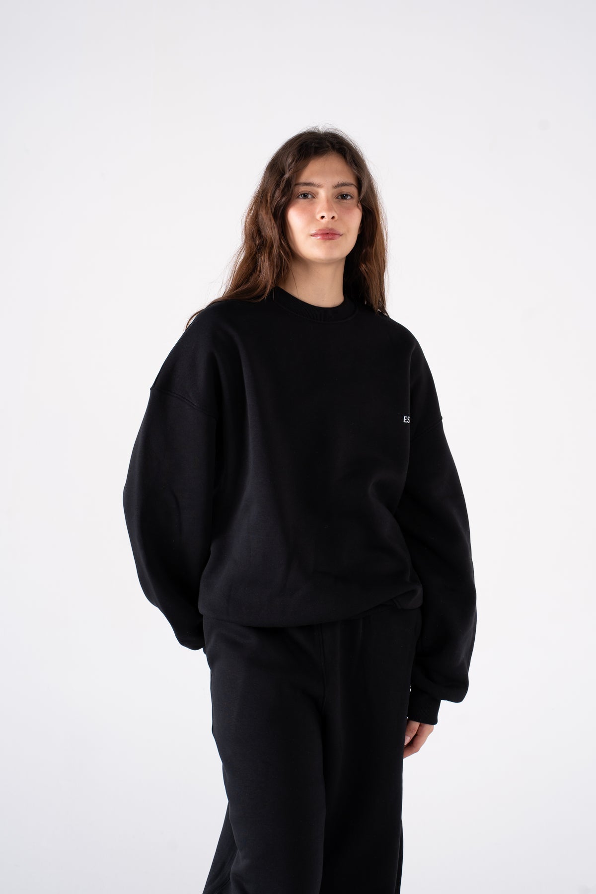 OVERSIZED CREWNECK