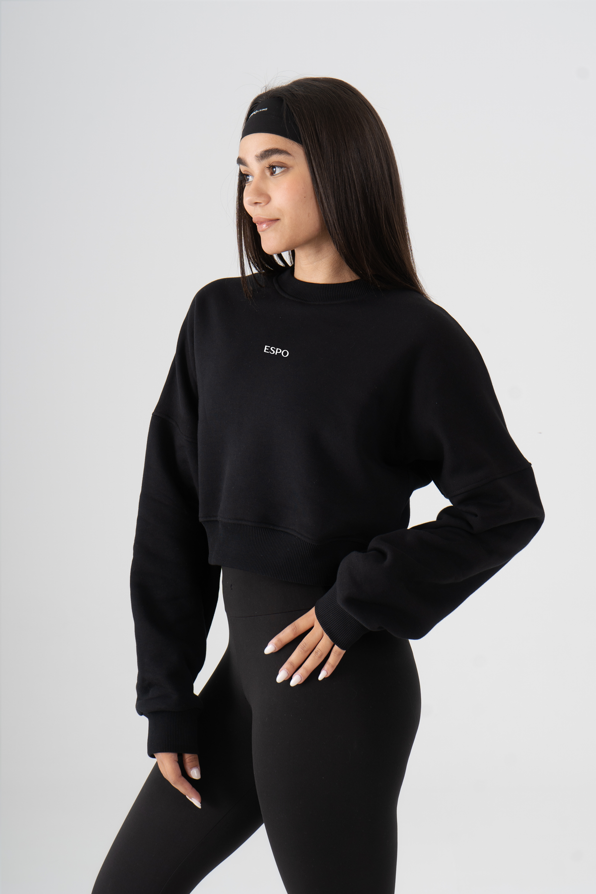 CROPPED CREW NECK